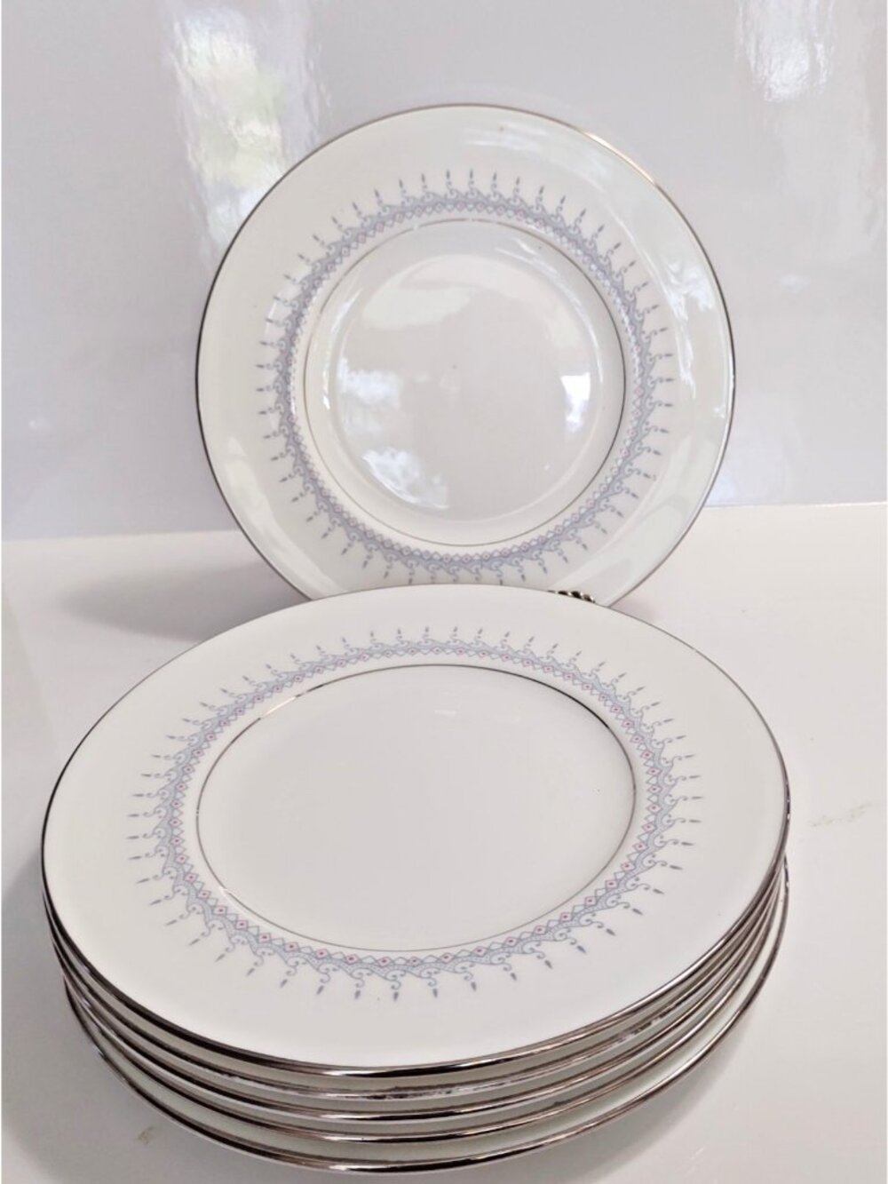 Vintage Coalport England Avon Pattern Lunch Plates (sets of 4) 8"